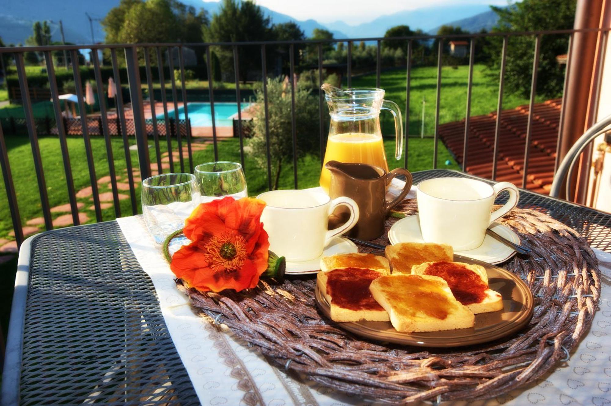 Agriturismo Alla Poncia Gravedona Exterior photo